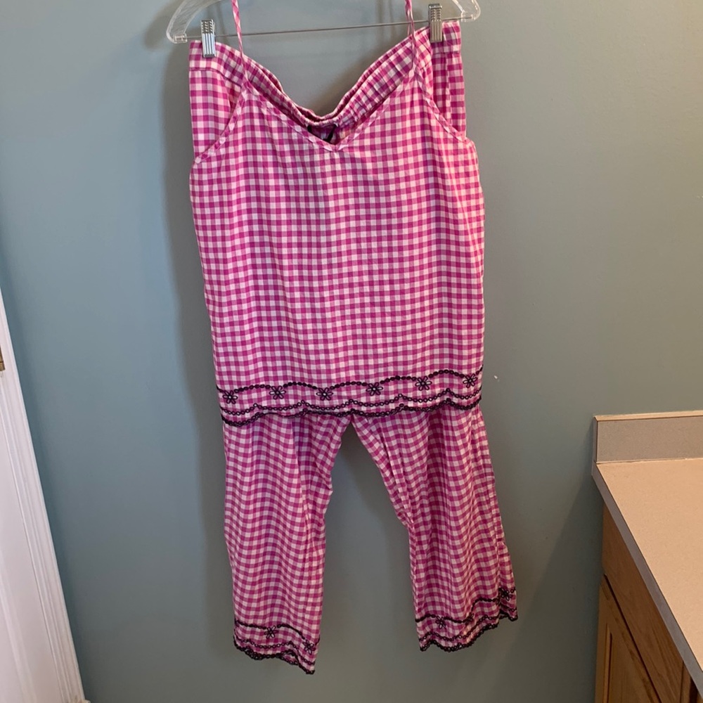 Ann Taylor size L pink white and black pajamas